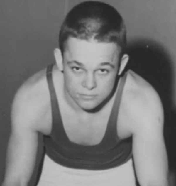 Carl Hoppel wrestling
